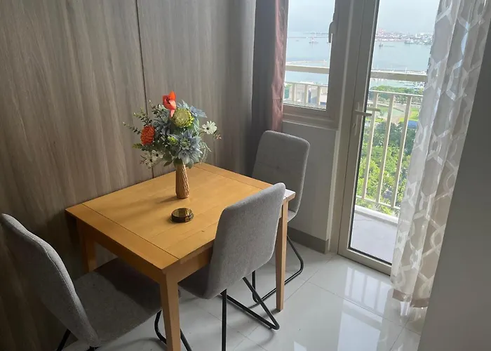 Penthouse At The Coast With Prime And Disneyplus 4* Manille